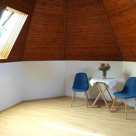 Quiet Room In Budapest Near Airport With Free Parking Esterno foto