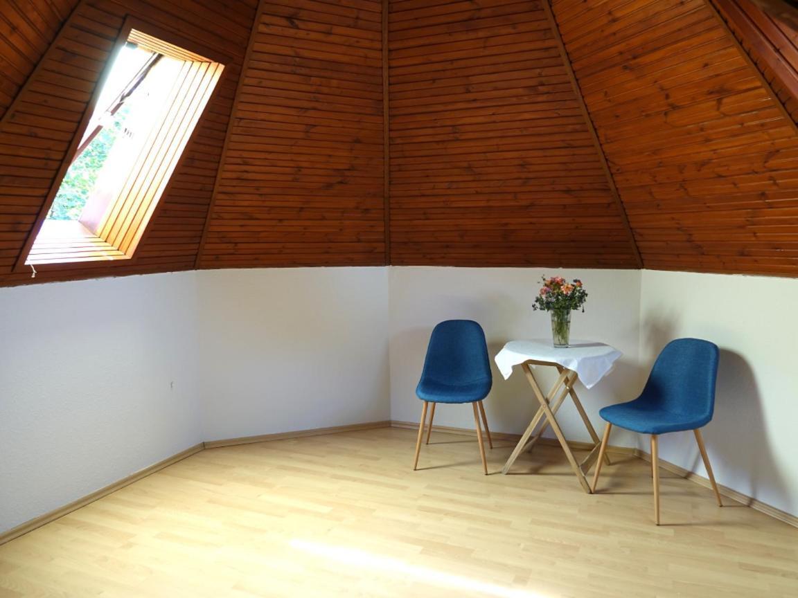 Quiet Room In Budapest Near Airport With Free Parking Esterno foto